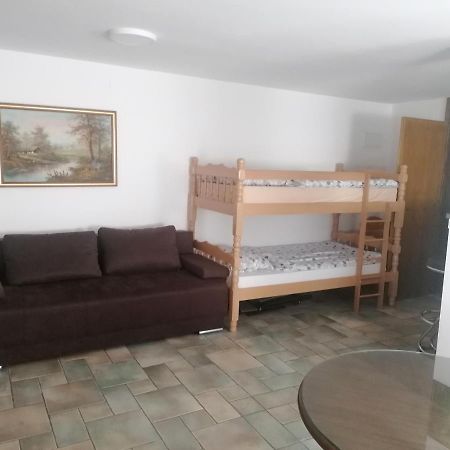 Apartma Gace Semic ภายนอก รูปภาพ